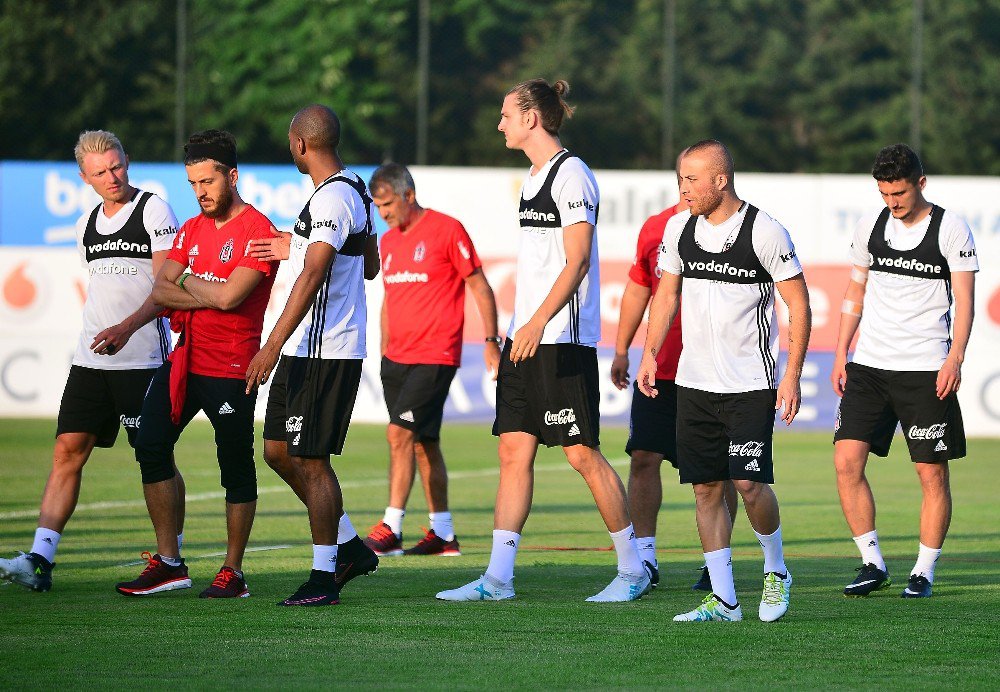 Beşiktaş, Yeni Sezon Hazırlıklarını Sürdürdü