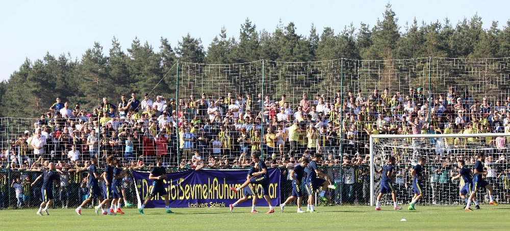 Fenerbahçe’de Yeni Sezon Hazırlıkları Sürüyor