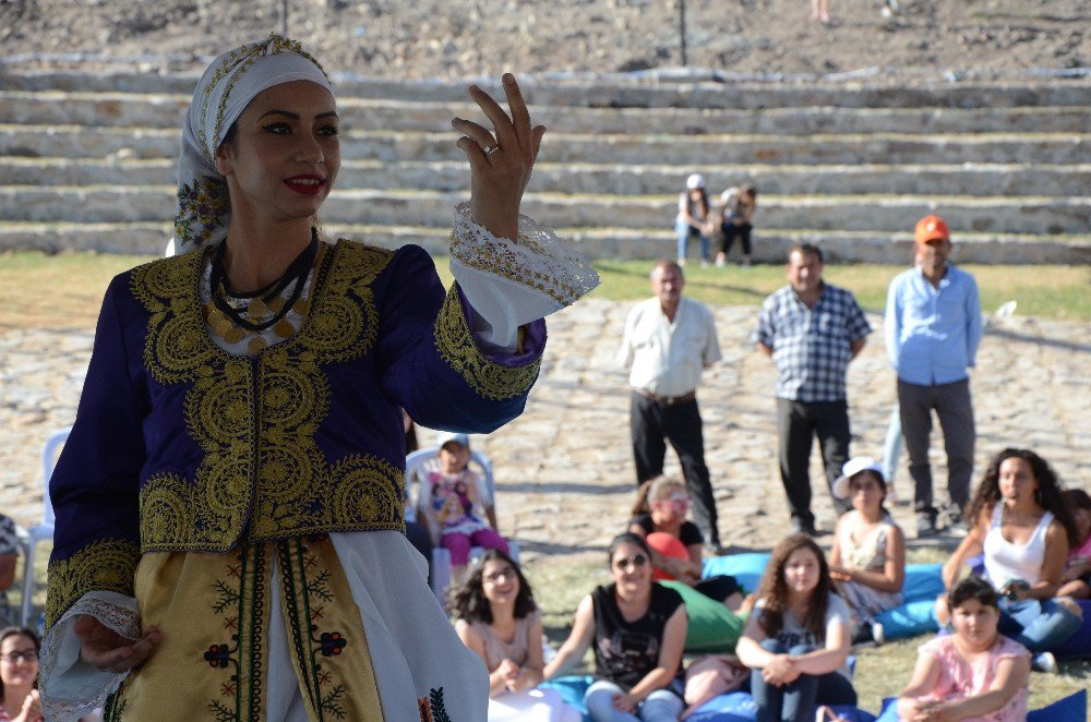 Dünyanın Merkezindeki Festival Tam Gaz Sürüyor