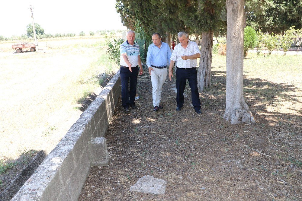 Manisa Büyükşehir Belediyesinden Mezarlık İncelemesi