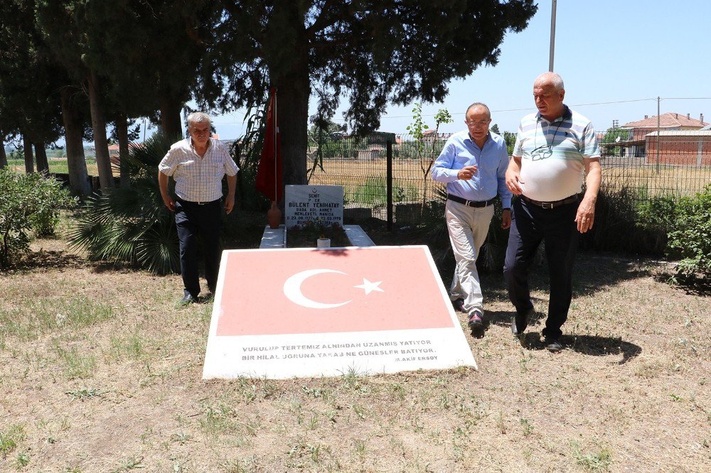 Manisa Büyükşehir Belediyesinden Mezarlık İncelemesi