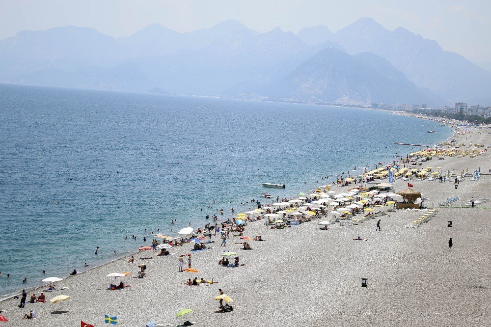 Antalya’da Hava Sıcaklığı Son 88 Yılın Rekorunu Kırdı