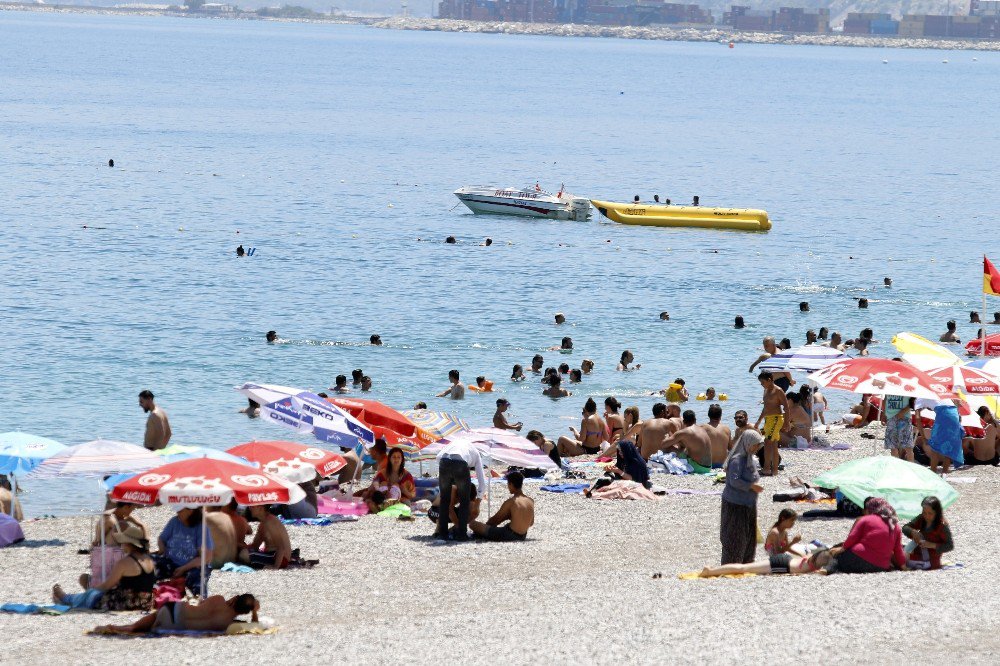 Antalya’da Hava Sıcaklığı Son 88 Yılın Rekorunu Kırdı