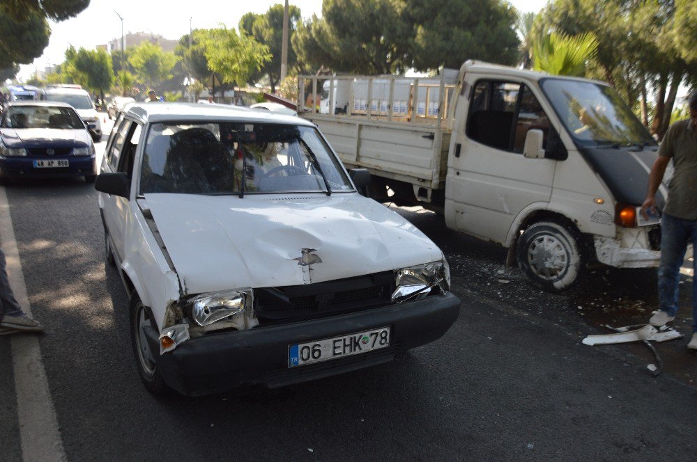 Nazilli’de Zincirleme Trafik Kazası: 1 Yaralı