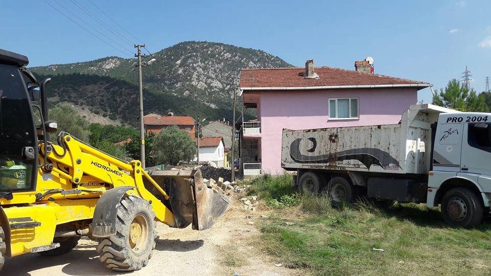 Bayırköy’de Alt Yapı Çalışmaları Devam Ediyor