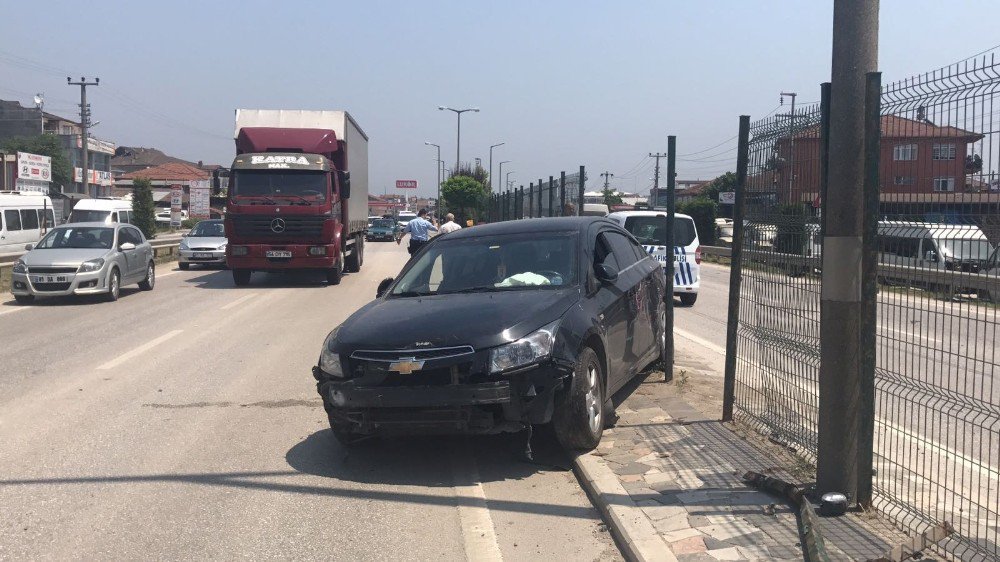 Düzce’de Trafik Kazası: 3 Yaralı