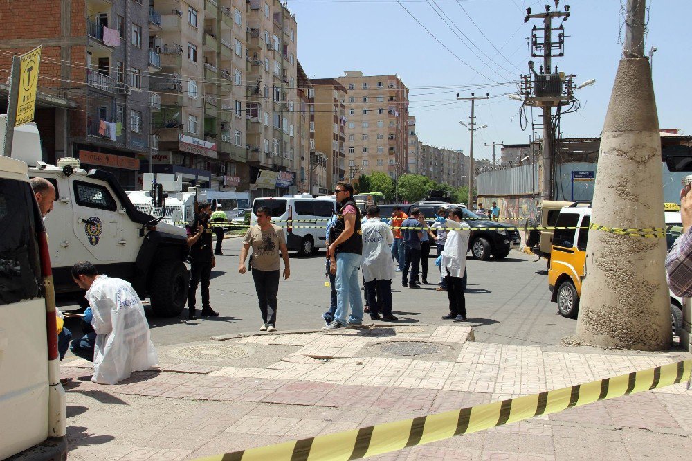 Diyarbakır’da Silahlı Kavga: 1 Polis Yaralandı