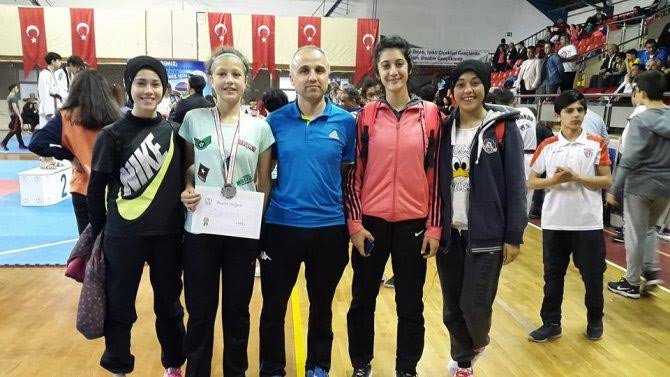 Osmaneli’den 4 Taekwondocu Milli Takım Seçmelerine Katılıyor