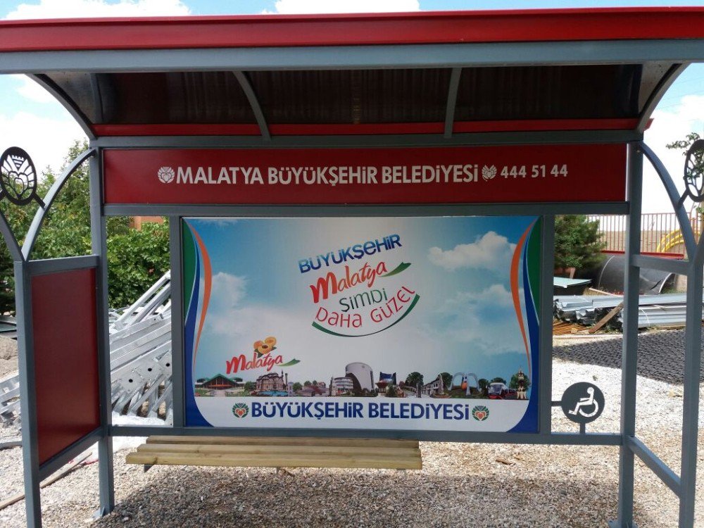 Kırsal Mahallelere 300 Otobüs Durağı