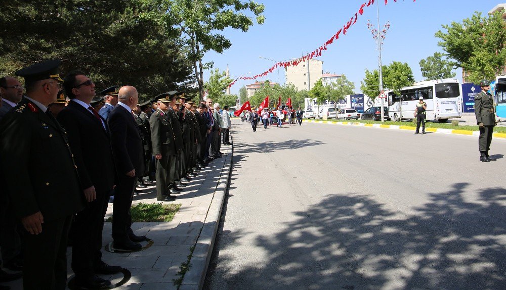 Atatürk’ün Erzurum’a Gelişinin 98. Yıldönümü Törenlerle Kutlandı