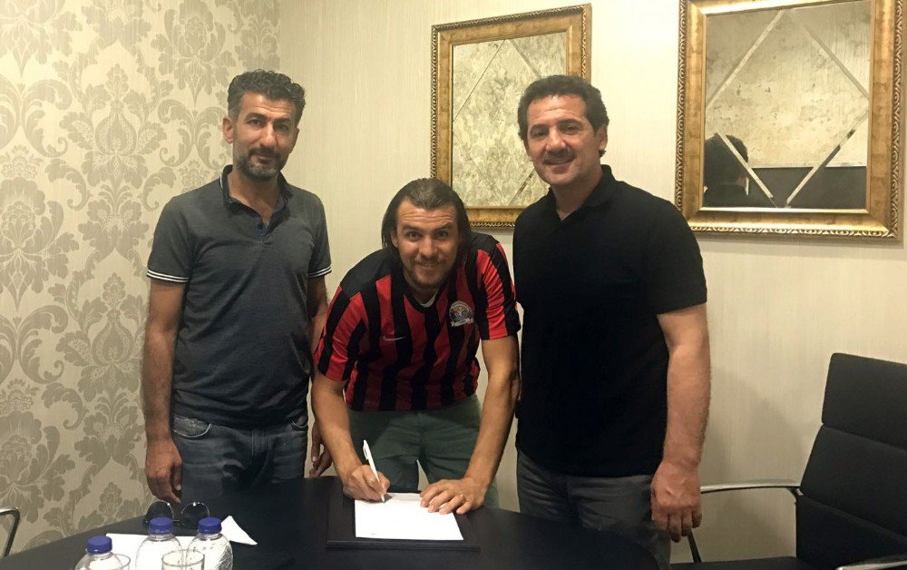 Van Büyükşehir Belediyespor’da İki Yeni Transfer