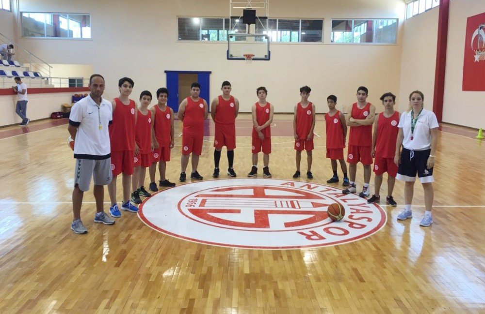 Antalyaspor Basketbol Okulu’nda Ders Zili Çaldı