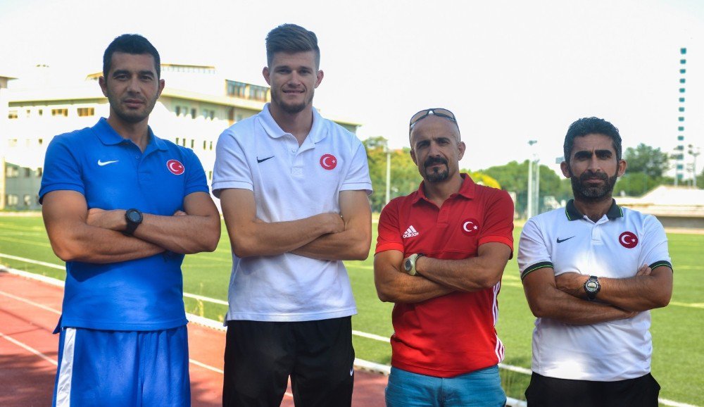 Aydınlı Antrenör Olimpiyatlarda