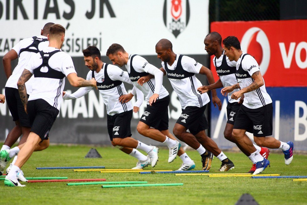 Beşiktaş, Hazırlıklarını Sürdürdü