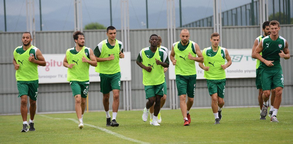 Bursaspor’da Sağlık Kontrolleri Başladı