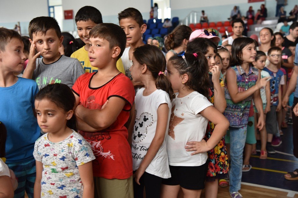 Çan Belediyesi 9’uncu Yaz Spor Okulları, Yüzlerce Öğrenci İle Yaza Merhaba Dedi