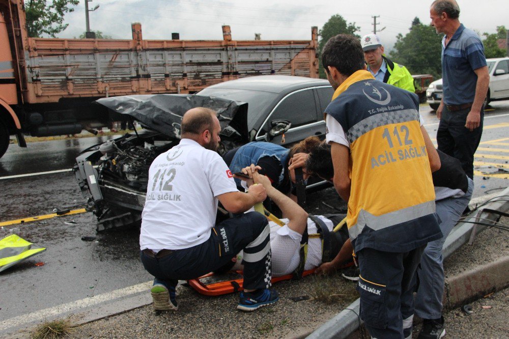 Bolu Dağı’nda Trafik Kazası: 2 Yaralı