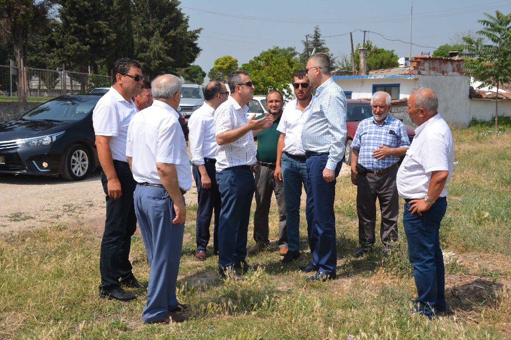 Karacabey Belediyesi Ziraat Odası’na Tapuyu Verdi