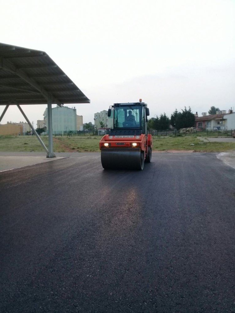 Kapalı Pazar Alanı Bir Günde Asfaltlandı