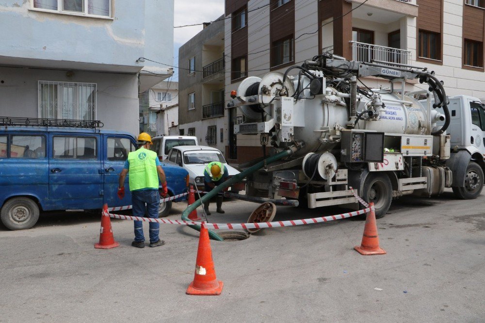 Ekipler Daha Temiz Bir Manisa İçin Görevde