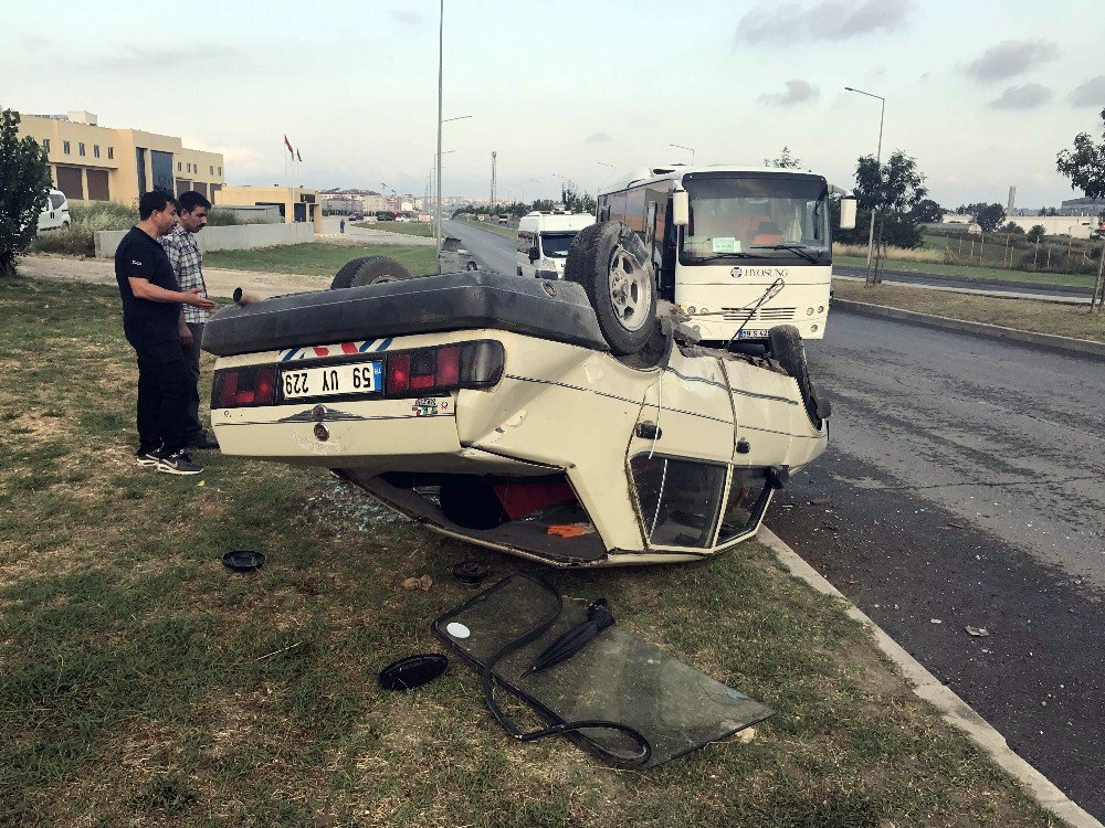 Takla Attıkları Aracı Kendileri Düzelttiler