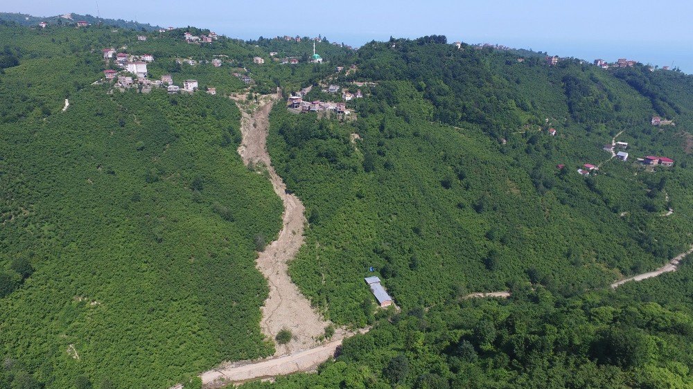 Trabzon’da Heyelanın Boyutu Havadan Böyle Görüntülendi