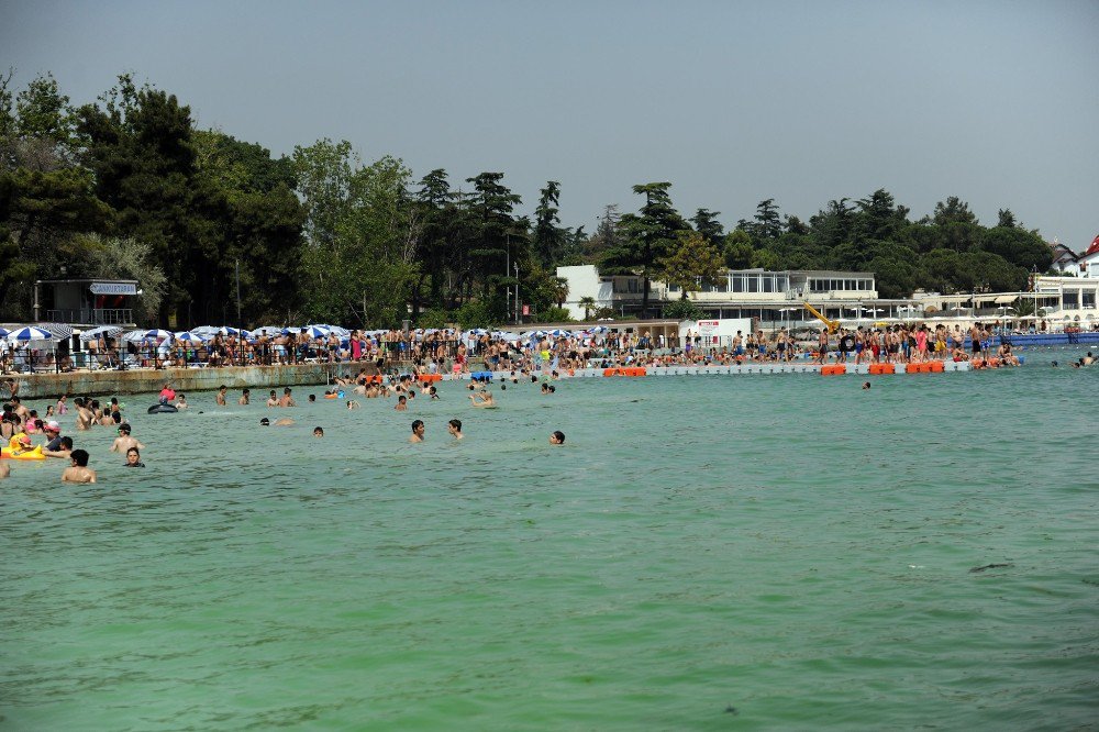 Tuzla Belediyesi Halk Plajı’nda Yeni Sezon Başladı