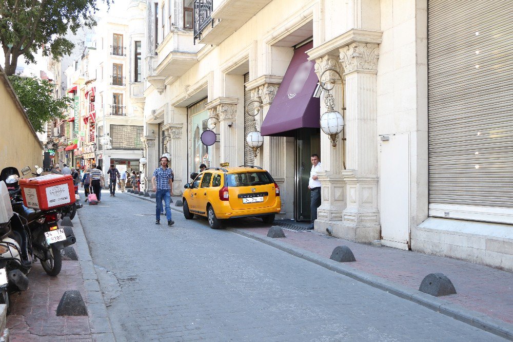 Beyoğlu’nda Otel Odasında Kadın Cesedi Bulundu