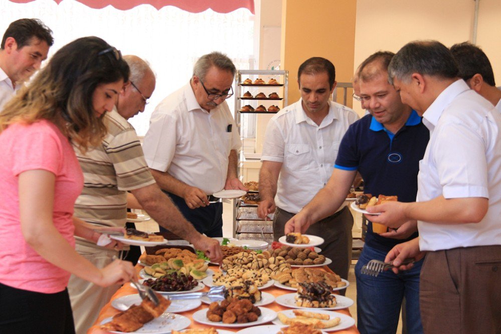 Bilecik Şeyh Edebali Üniversitesi Personeli Bir Araya Geldi