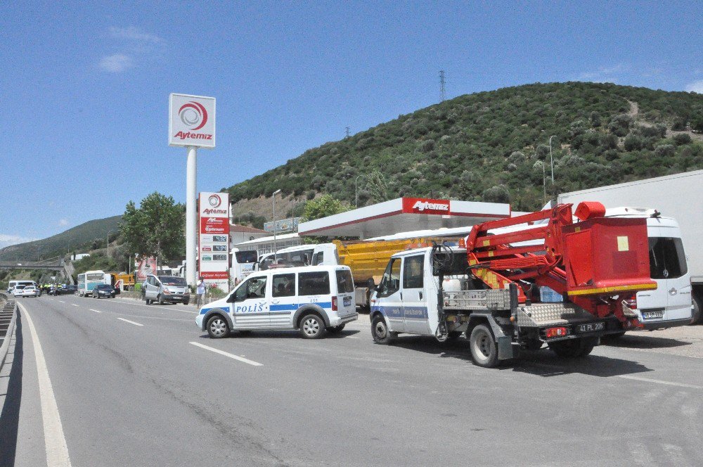 Adalet Yürüşünde İlk Kez Trafik Tamamen Kapatıldı