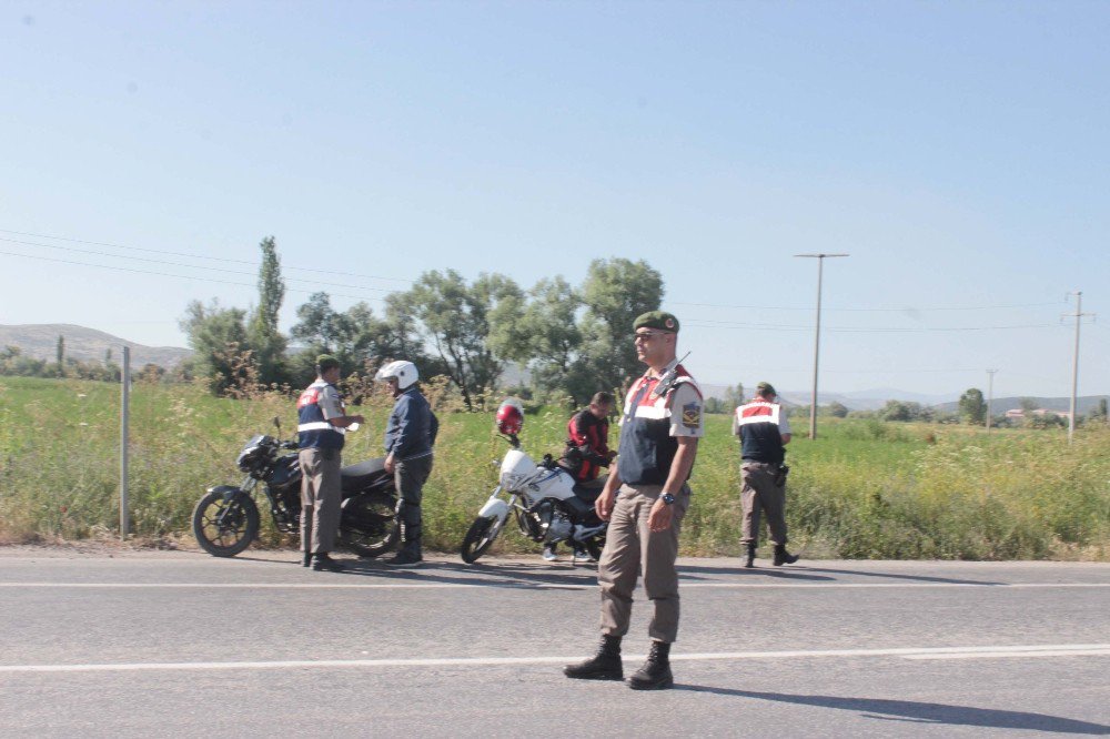 Drone Hava Aracıyla Trafik Kontrolü Ve Asayiş Uygulaması