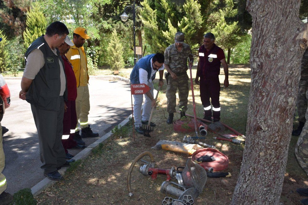 Jandarma Personeline Orman Yangını Eğitimi