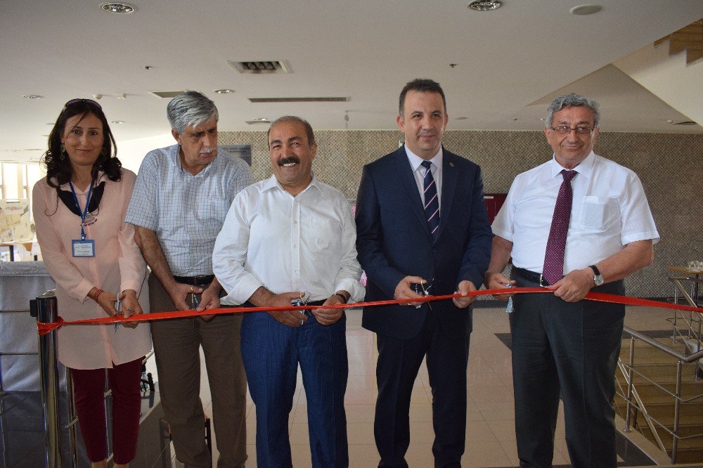 Malatya’da Türk İslam Nakışları Yıl Sonu Sergisi Açıldı