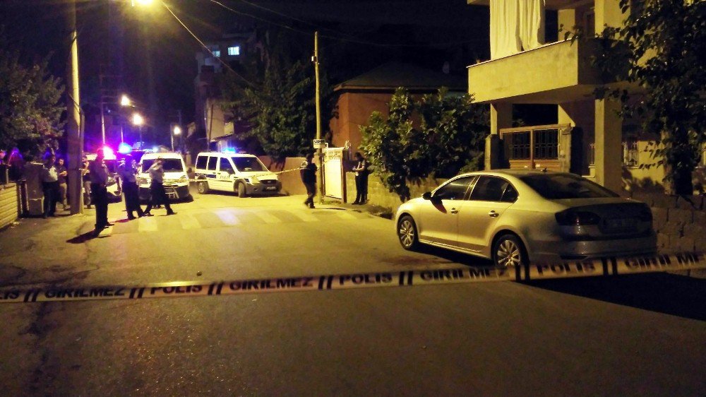Osmaniye Belediye Başkanının Korumasına Silahlı Saldırı