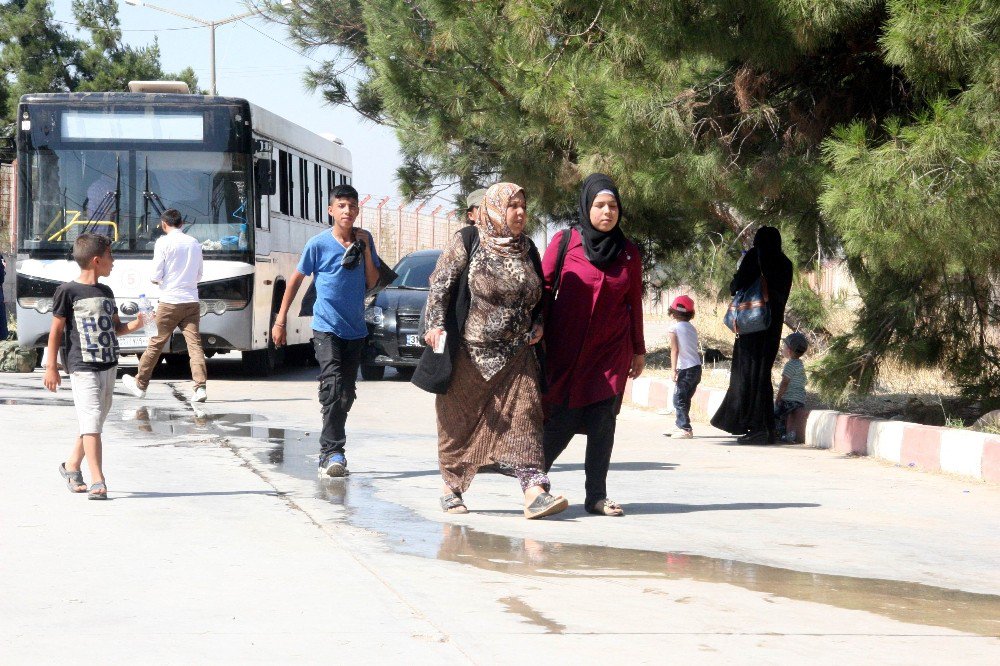 Bayram İçin Giden Suriyelilerden 27 Bini Türkiye’ye Döndü