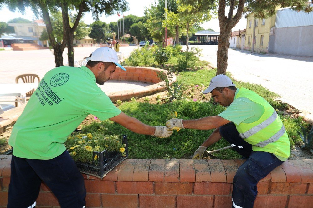 Urganlı Meydanları Çiçeklerde Donatılıyor