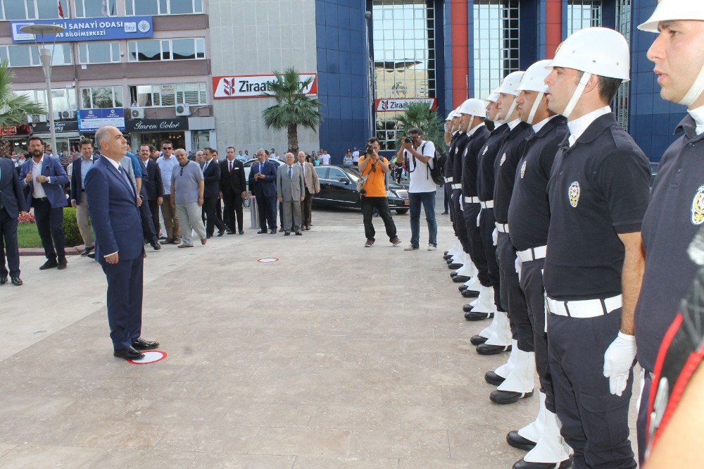 Vali Karahan Denizli’de Göreve Başladı