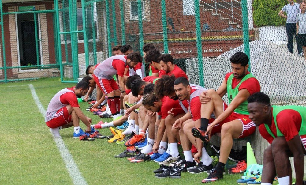 Evkur Yeni Malatyaspor, Bolu Kampında 4. Günü Geride Bıraktı