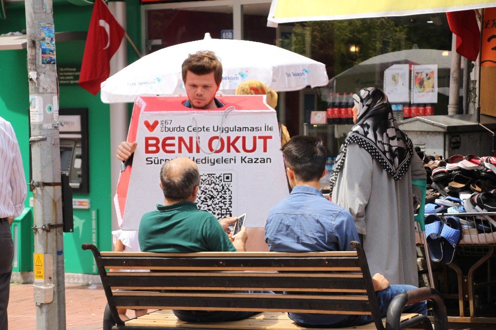 67 Burda, Cepte Uygulaması “Beni Okut” Sloganıyla İlgi Çekti