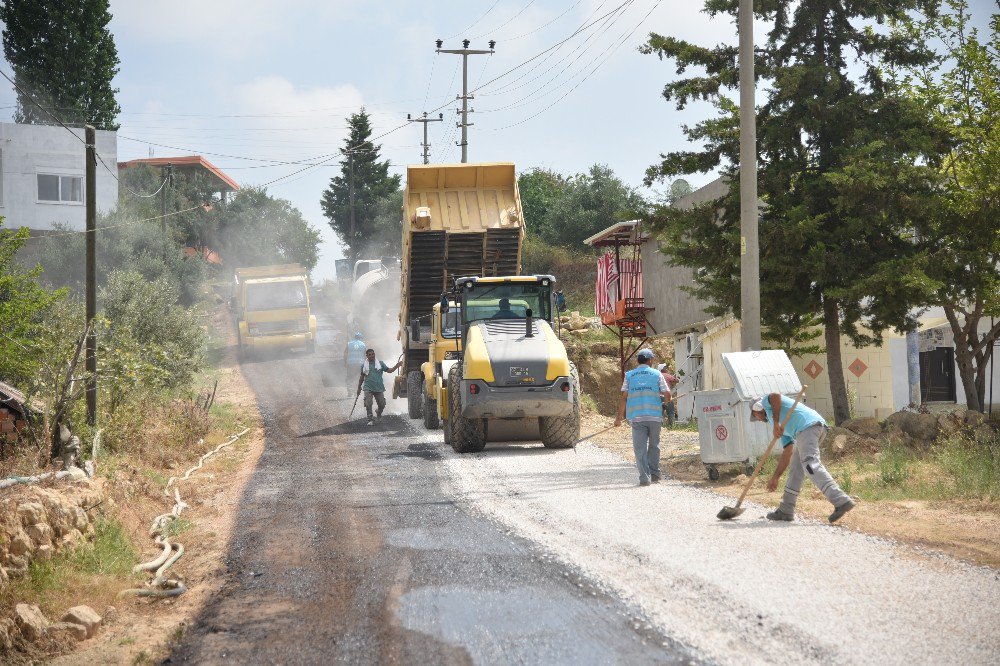 Akdam Mahallesinde Asfalt Çalışması