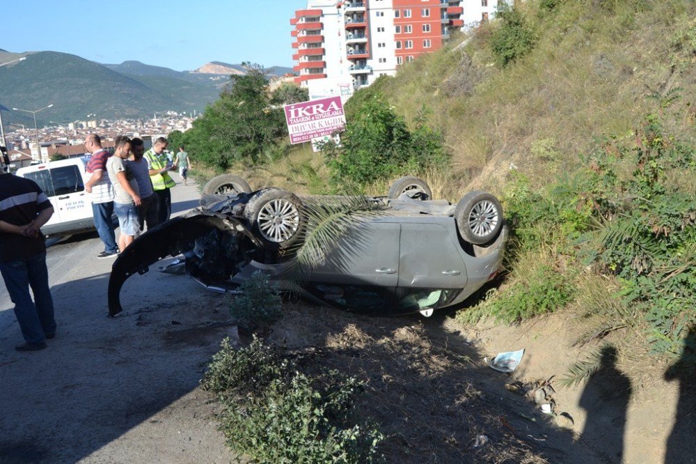 Gemlik Jandarma Rampasında Kaza: 2 Yaralı