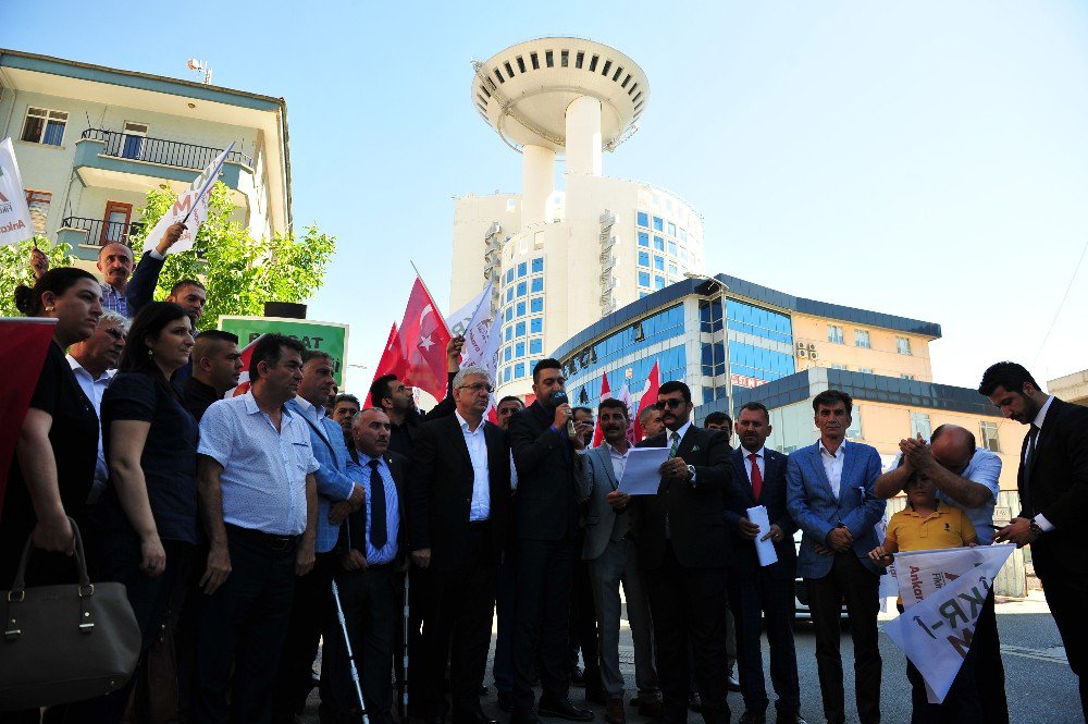 Arif Şirin (Ozan Arif) Hakkında, Mhp Lideri Bahçeli’ye Hakaret Gerekçesiyle Suç Duyurusu