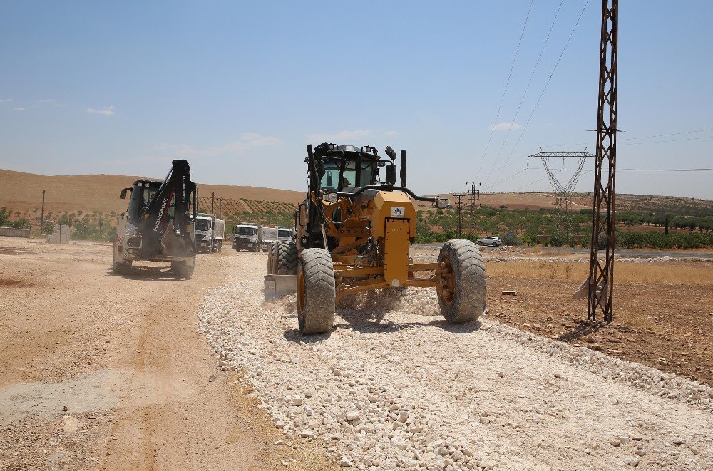 Haliliye Belediyesi Kırsalda Yol Çalışmalarını Sürdürüyor