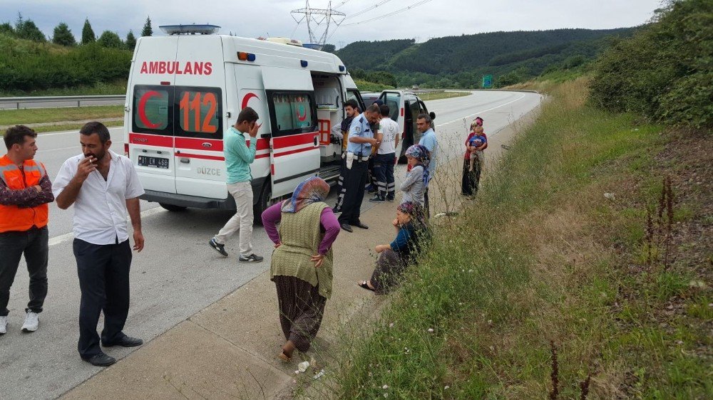 Düzce’de Trafik Kazası 4 Yaralı