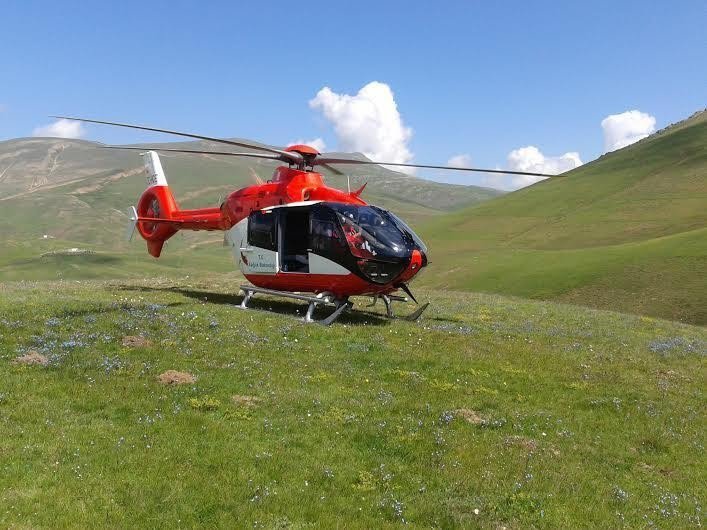 Ambulans Helikopter 9 Yılda 883 Vaka İçin Bin 560 Saat Havada Kaldı