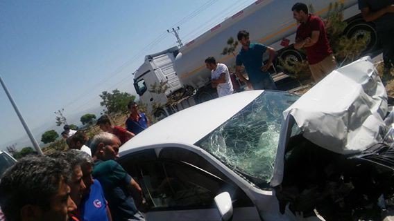 Van’da Trafik Kazası; 3 Yaralı