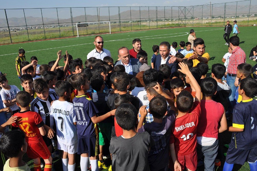 Başkan Vekili Kaşıkçı Öğrencilerle Bir Araya Geldi