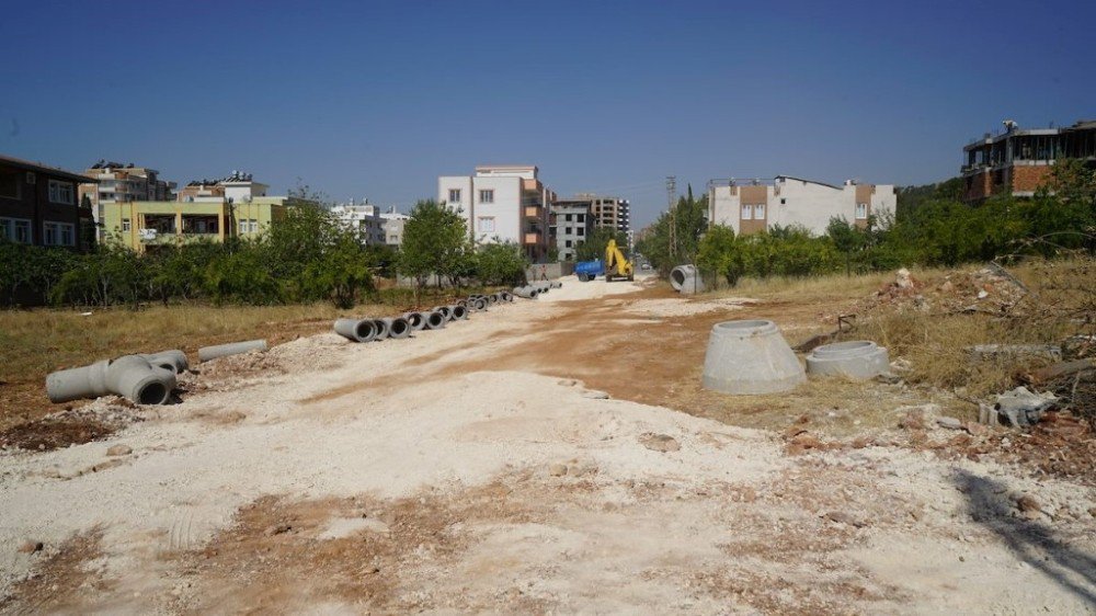 Yeni Yerleşim Alanlarına Altyapı Hattı Döşeniyor