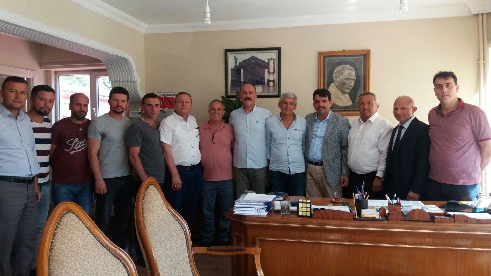 Çakır Armutçuk ’Da Ziyaretlerde Bulundu