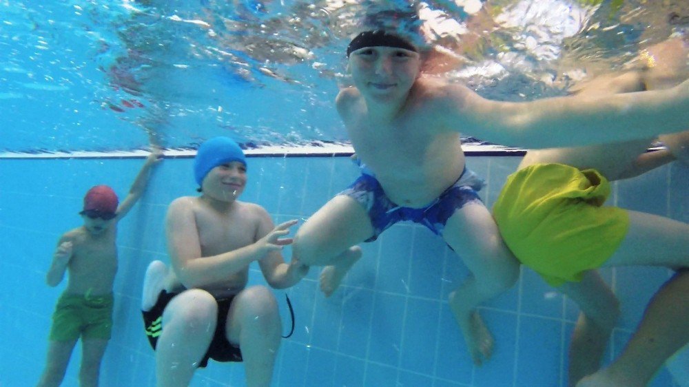 Öğrencilerin Tatil Sevinci Havuz Keyfiyle İkiye Katlandı